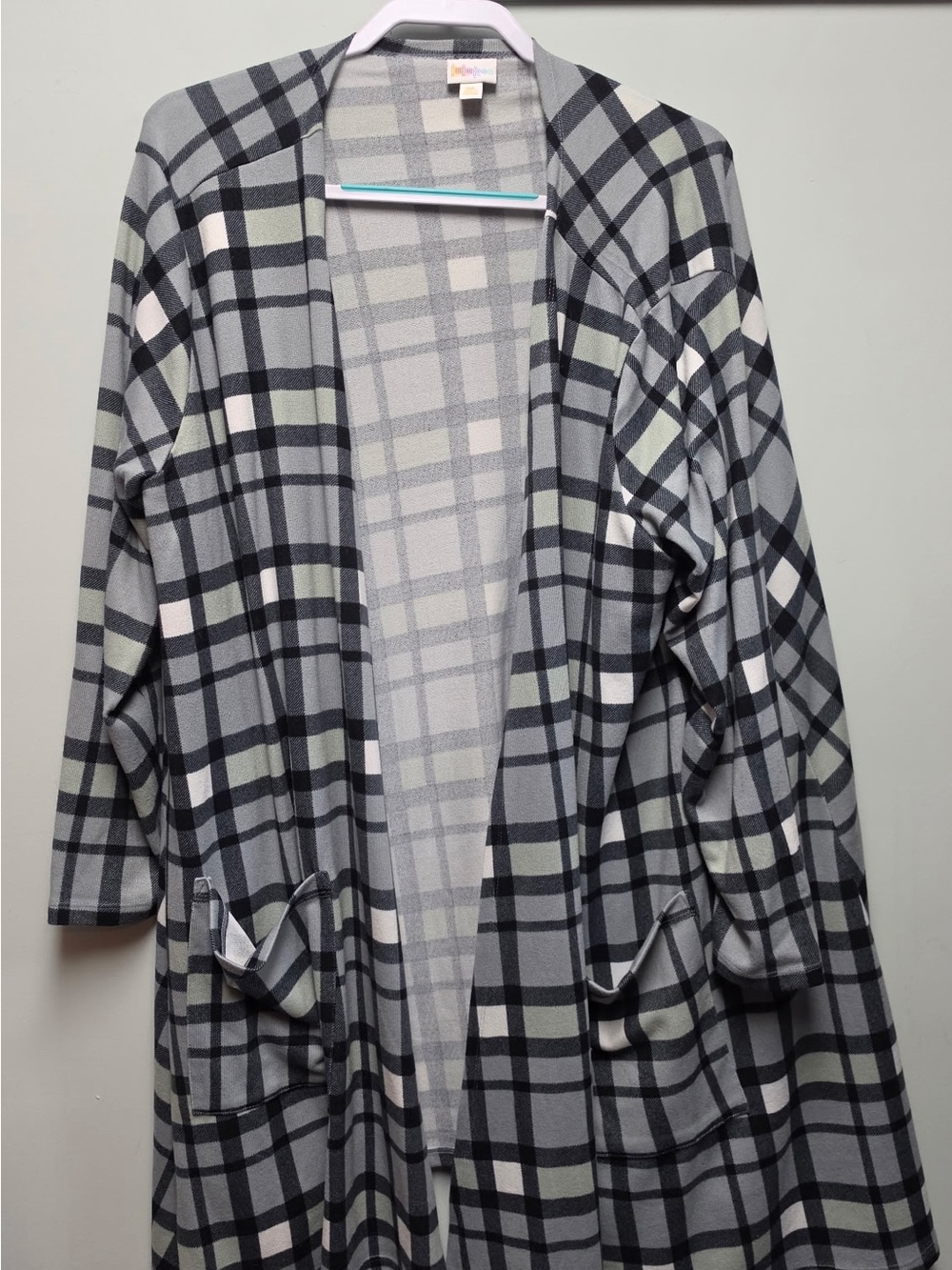 LuLaRoe Gray Plaid Open-Front Robe Cardigan